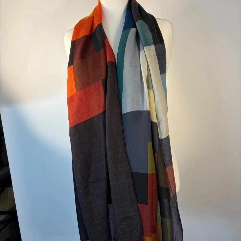 Akris Multicolor Patterned Cashmere Silk Blend Scarf. Large and Light Weight